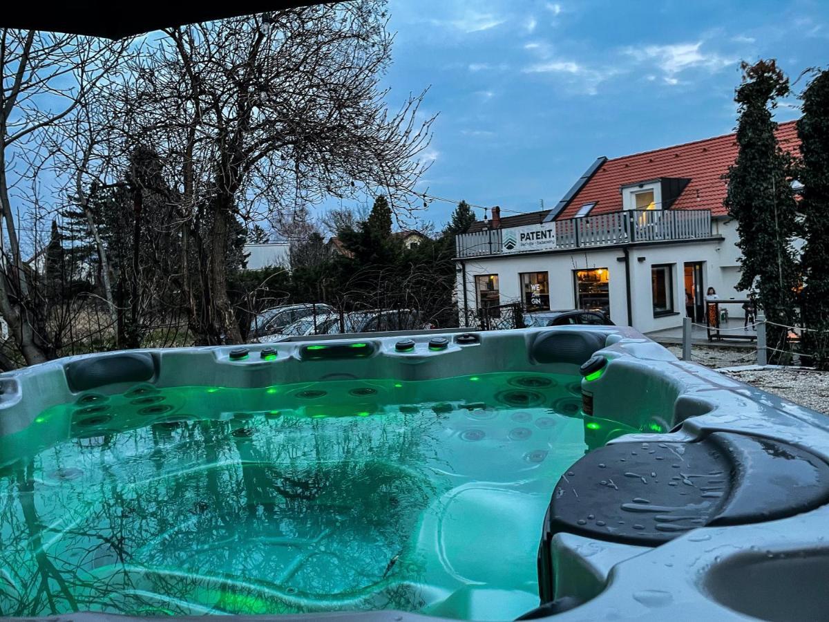 Patent Hostel Badacsonytomaj Buitenkant foto